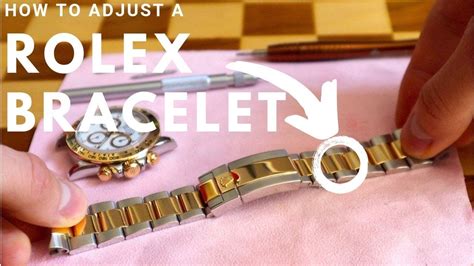 rolex kleiner machen|adjusting a Rolex bracelet.